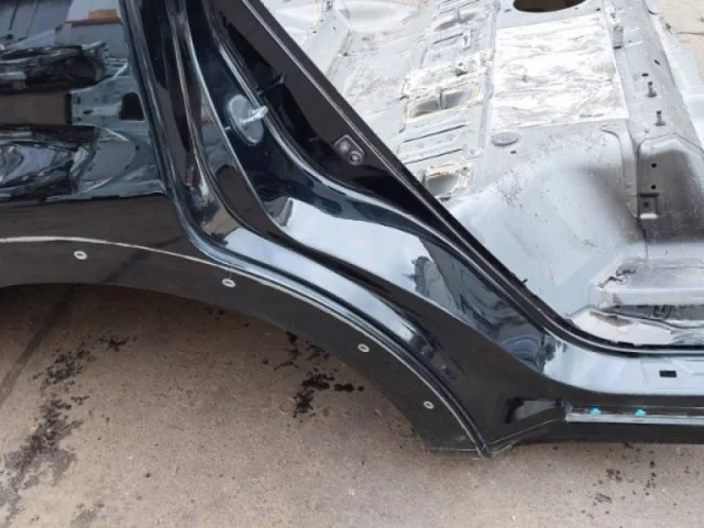 Крылья для Infiniti QX 56 2010-2014 на фотографиях