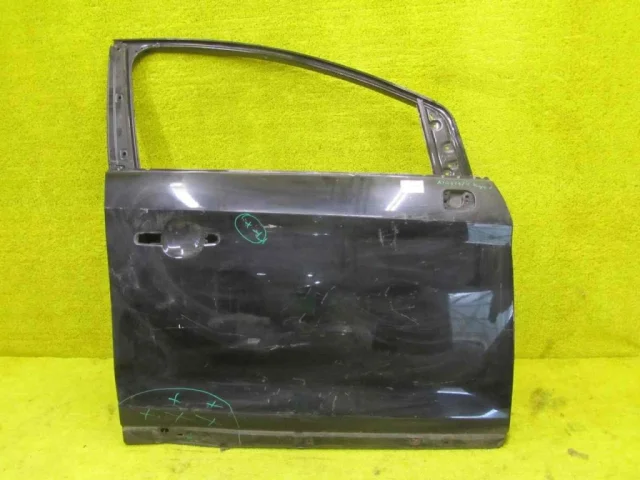 Двери для Ford Kuga CBV 2008-2013 на фотографиях