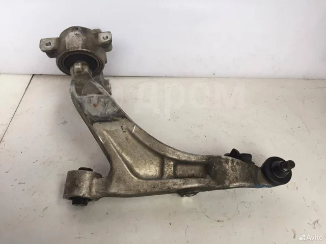 Рычаг передний правый нижний для Infiniti QX 50 2013-2015 на фотографиях