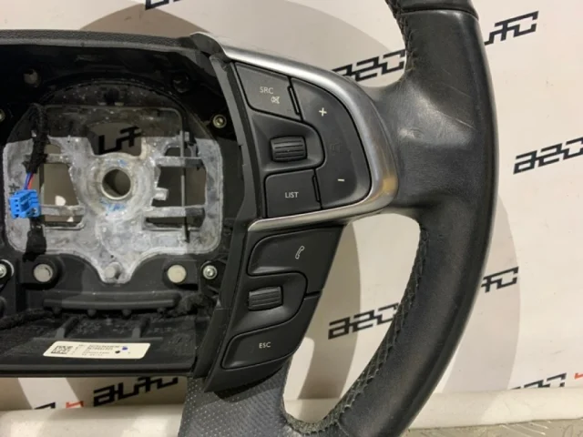 Руль для Citroen C4 Седан 2010-2016 на фотографиях