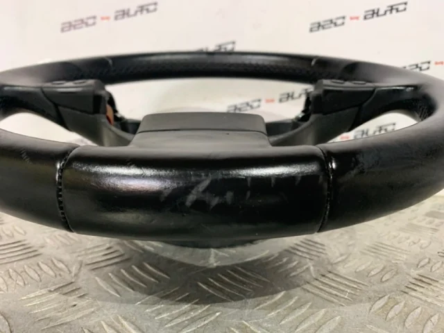 Руль для Volkswagen Passat Variant (B6, Typ 3C) 2004-2010 на фотографиях