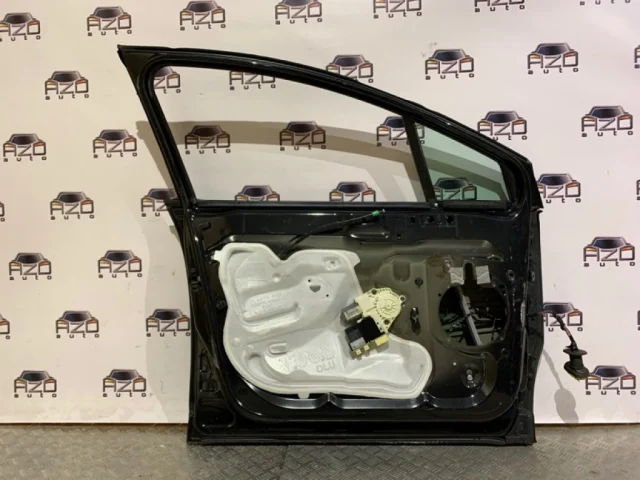 Двери для Citroen C4 Хэтчбек 2004-2011 на фотографиях