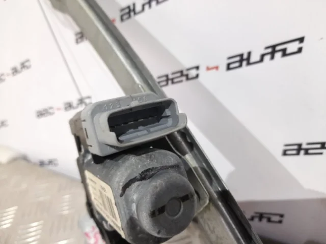 Стеклоподъемник задний правый для Citroen C4 Седан 2010-2016 на фотографиях