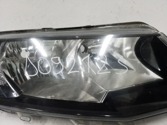 Фары для Skoda Octavia A7 Tour rest на фотографиях