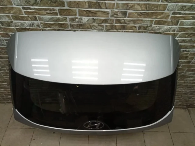 Крышка багажника для Hyundai Tucson NX4 2020+ на фотографиях