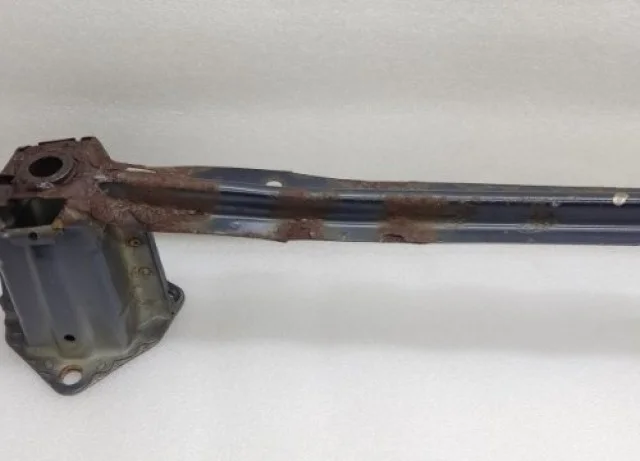 Усилитель заднего бампера для Subaru Forester SH 2008-2012 на фотографиях