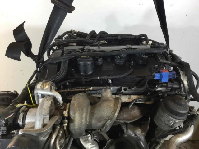 Двигатель для BMW 1er Ф20 2011-2015 на фотографиях