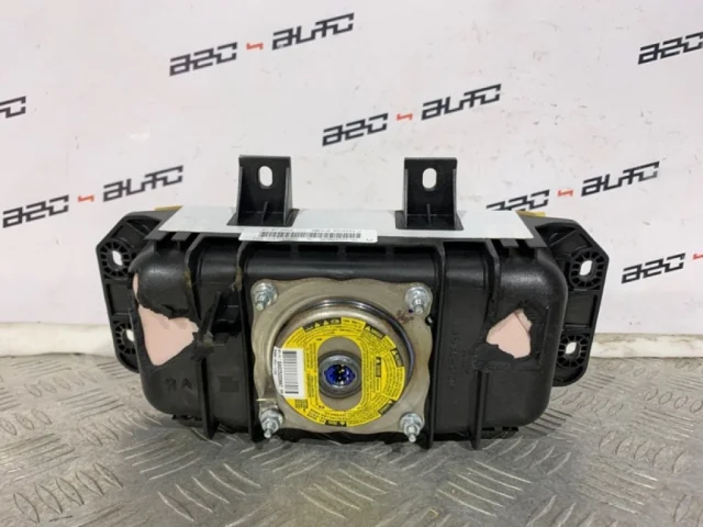 Подушка безопасности пассажира для Citroen C4 Седан 2010-2016 на фотографиях