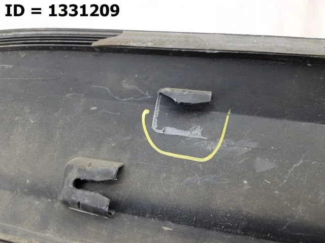 Накладка двери передней правой для Volkswagen Tiguan I NF 2006-2017 на фотографиях