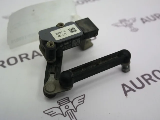 Датчик дорожного просвета передний для BMW X3 G01 2017-2023 на фотографиях