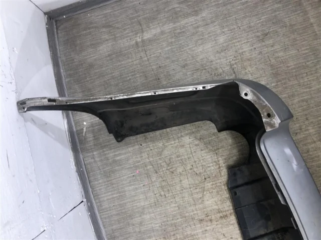 Бампер для Subaru Legacy Универсал BP/B13 2003-2009 на фотографиях