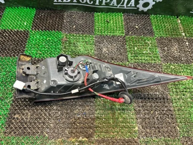 Фонарь левый для Lexus IS Седан AVE30-AEXLH 2013-2015 на фотографиях