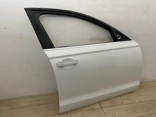 Дверь передняя правая для Audi A6 C7 Avant 2010-2018 на фотографиях