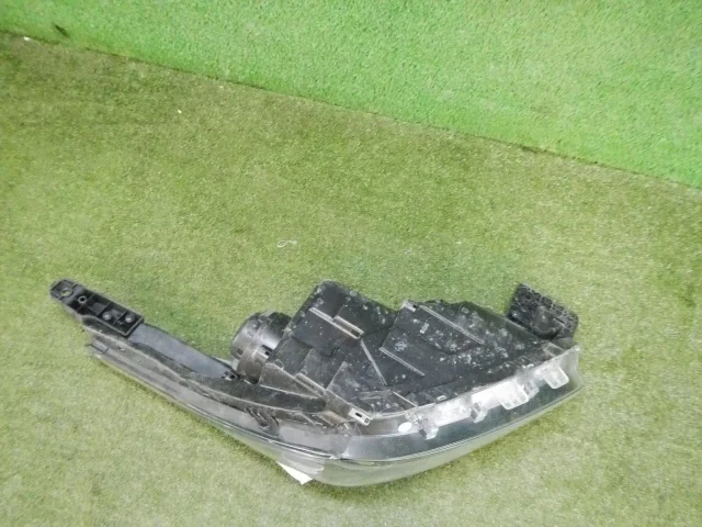 Фары для Hyundai Creta 2 SU2 2021+ на фотографиях