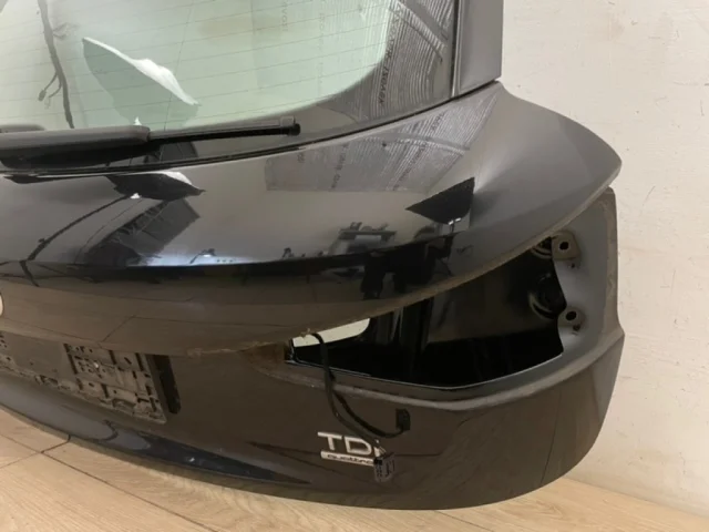 Дверь багажника для Audi Q3 8U 2011-2019 на фотографиях