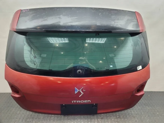 Крышка багажника для Citroen DS4 2011-2016 на фотографиях