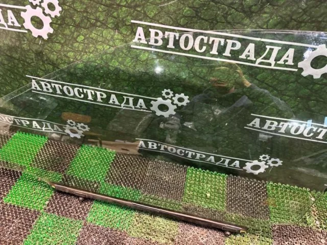 Стекло двери переднее левое для Lexus RX GGL10,15,16W, GYL10,15,16W (JDM) 2009-2014 на фотографиях