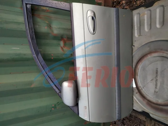 Дверь передняя левая для Toyota Avensis Хэтчбек T220 1997-2003 на фотографиях