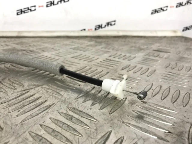 Двери для Citroen C4 Хэтчбек 2010-2016 на фотографиях