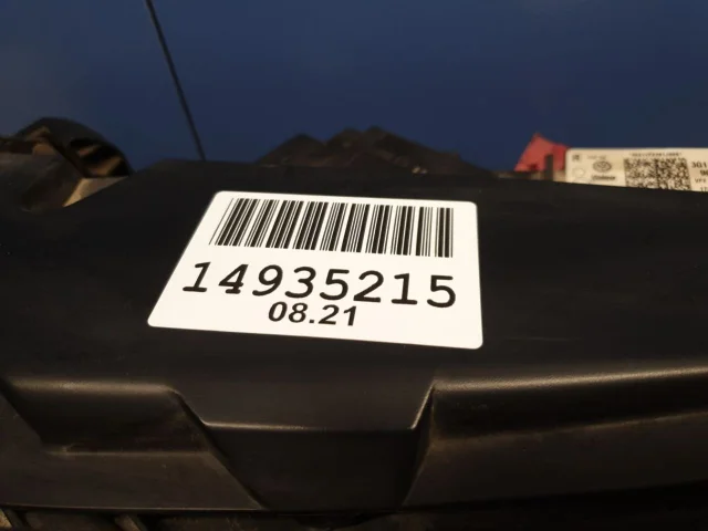 Фары для Volkswagen Passat (B8) Variant 2014-2019 на фотографиях