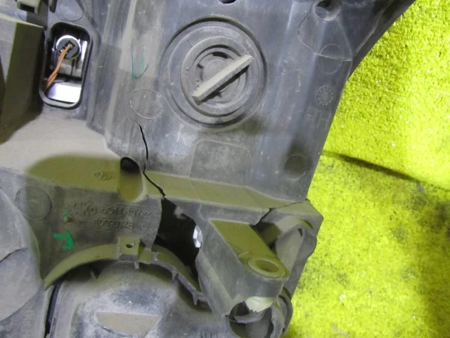 Фары для Ford Transit 2006-2013 Фургон на фотографиях