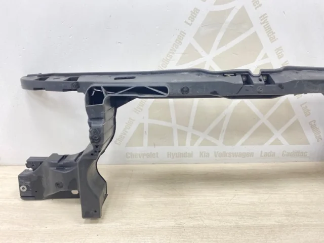 Панель радиатора (телевизор) для Volkswagen Caddy IV (2K) 2015-2020 на фотографиях