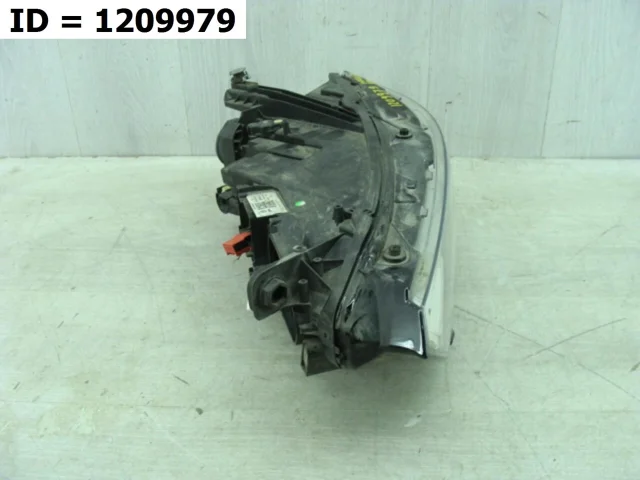 Фары для Volkswagen Passat (B8) Variant 2014-2019 на фотографиях