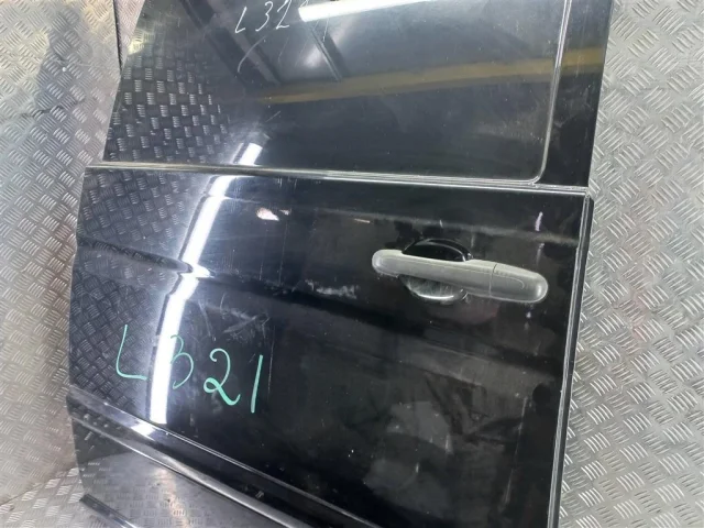 Дверь задняя (сдвижная) левая для Mercedes-Benz Vito W639 Vito Фургон 2003-2013 на фотографиях