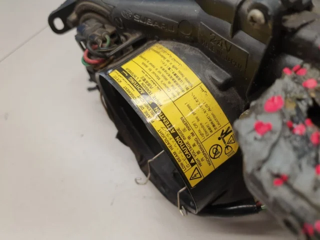 Фары для Subaru Legacy Универсал BP/B13 2003-2009 на фотографиях