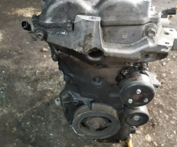 Двигатель без навесного для Mazda Familia Y12 Универсал 2007-2018 на фотографиях