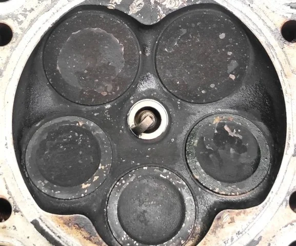 ГБЦ для Audi A4 B6 Кабриолет 2000-2004 на фотографиях