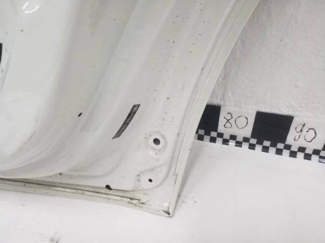 Двери для Toyota Land Cruiser 200 (JDM) 2007-2013 на фотографиях