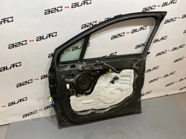 Двери для Citroen C4 Седан 2010-2016 на фотографиях