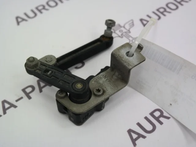 Датчик дорожного просвета передний для BMW X3 G01 2017-2023 на фотографиях