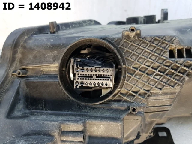 Фара левая для Audi A6 C8 Allroad quattro 2019+ на фотографиях