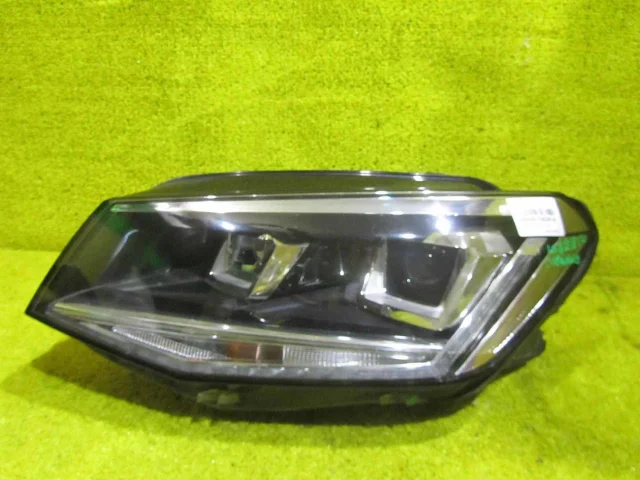 Фара левая для Volkswagen Caddy IV (2K) 2015-2020 на фотографиях