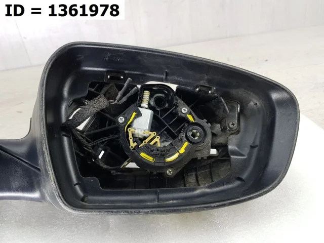 Стекла и зеркала для Kia Cerato YD 2016-2020 rest. на фотографиях