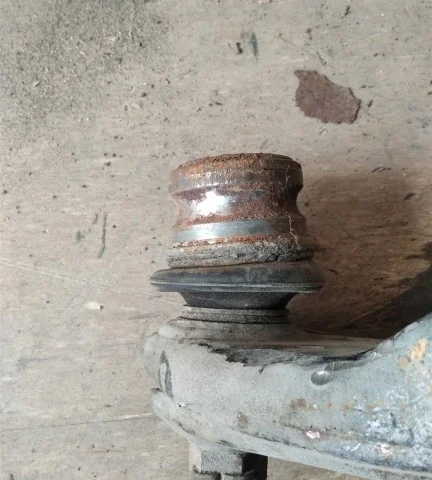 Рычаг задний левый нижний для Subaru Forester SH 2008-2012 на фотографиях