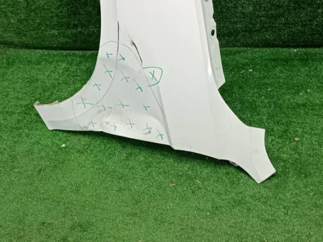 Крылья для Volkswagen Passat (B8.5) Variant, R-line, GTE 2019+ на фотографиях