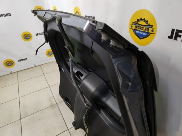Крышка багажника для Ford Kuga CBV 2008-2013 на фотографиях