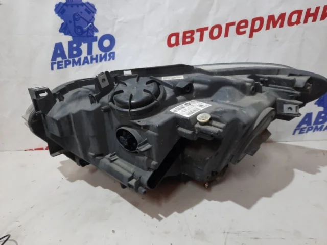 Фара правая для BMW 1er Ф20 2011-2015 на фотографиях