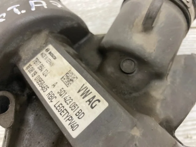 Рулевая рейка для Skoda Octavia A7 Tour на фотографиях