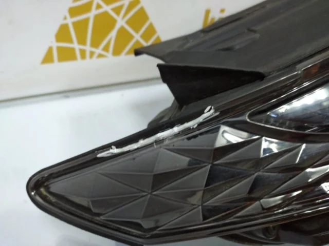 Фара правая для Hyundai Tucson NX4 2020+ на фотографиях