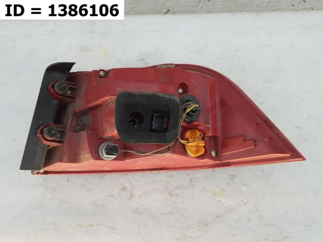 Фонарь внешний левый для Volkswagen Passat (B8) Variant 2014-2019 на фотографиях