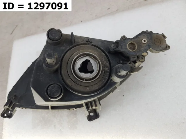 Противотуманка (ПТФ) передняя левая для Kia Cerato YD 2016-2020 rest. на фотографиях