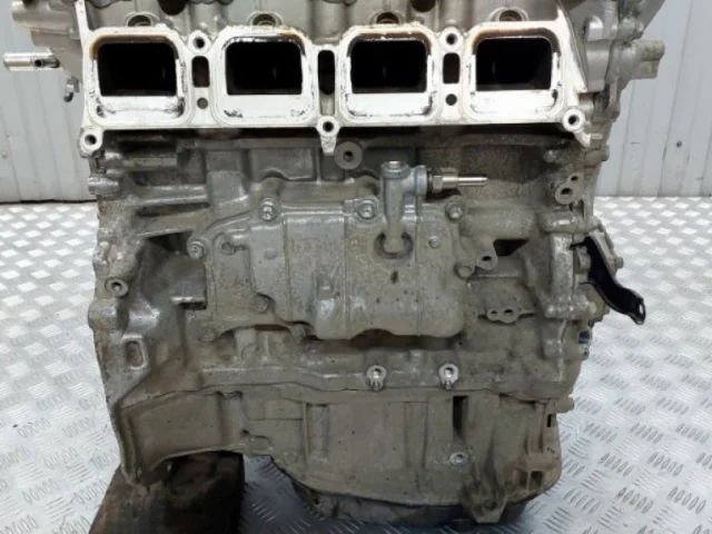 Двигатель без навесного для Toyota Camry XV50 II rest 2017-2018 на фотографиях