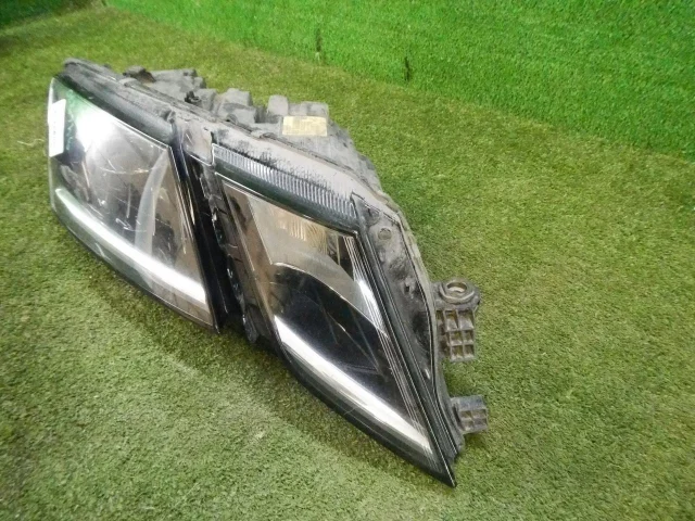 Фары для Skoda Octavia A7 Tour rest на фотографиях