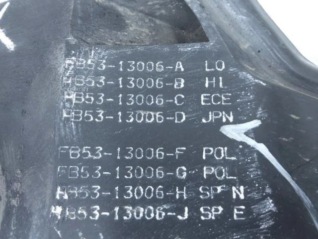 Усилитель переднего бампера для Ford Explorer U502 rest 2014-2019 на фотографиях