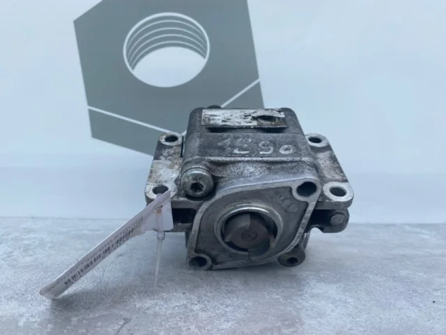 Насос ГУР для BMW 1er Е81 2007-2012 на фотографиях