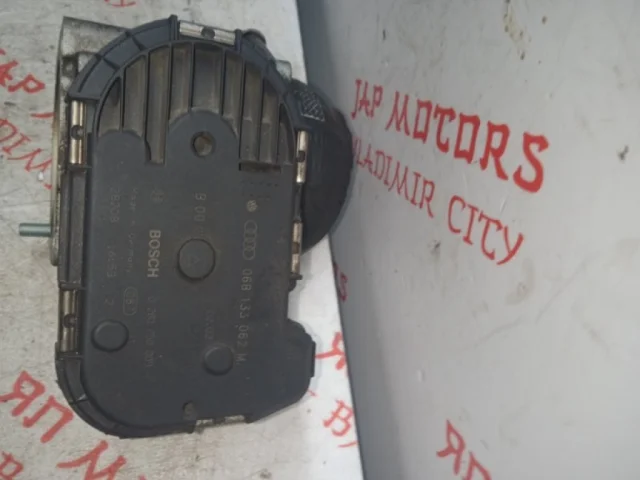 Дроссельная заслонка для Audi A4 B6 Avant 2000-2004 на фотографиях